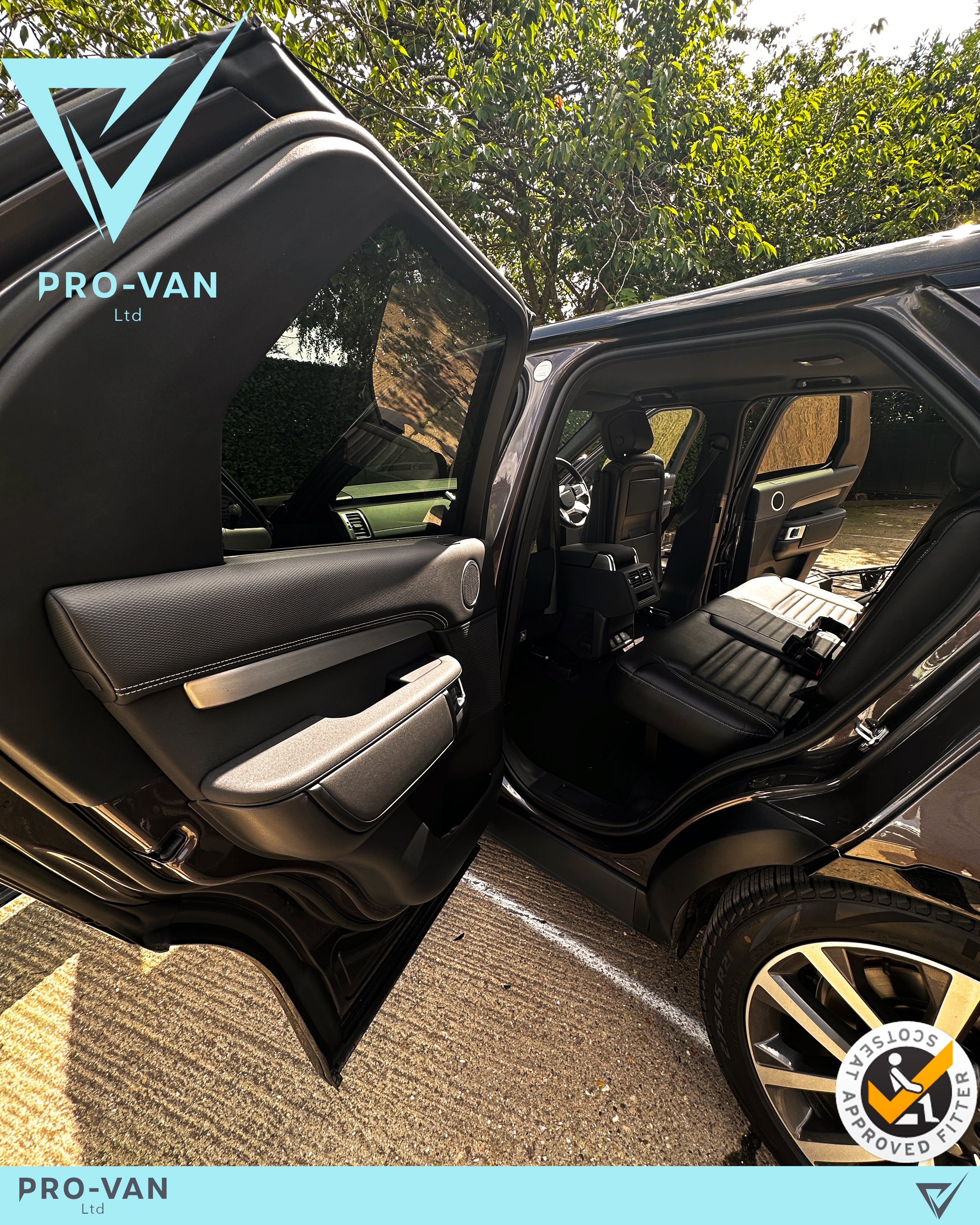 Discovery 5 Rear Window Uncovering Panel (Pair)