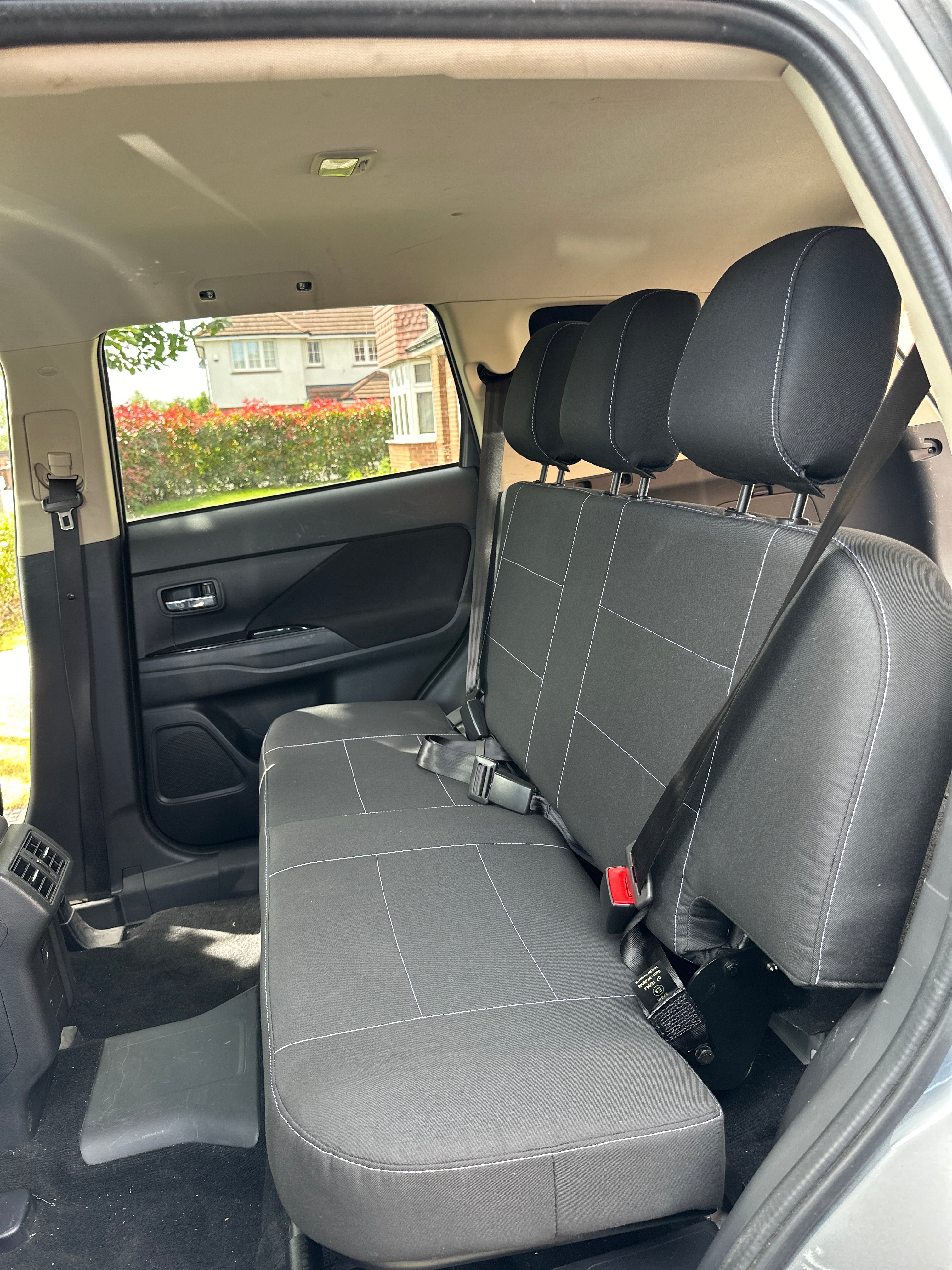 Mitsubishi Outlander PHEV Commercial Rear Seat Conversion