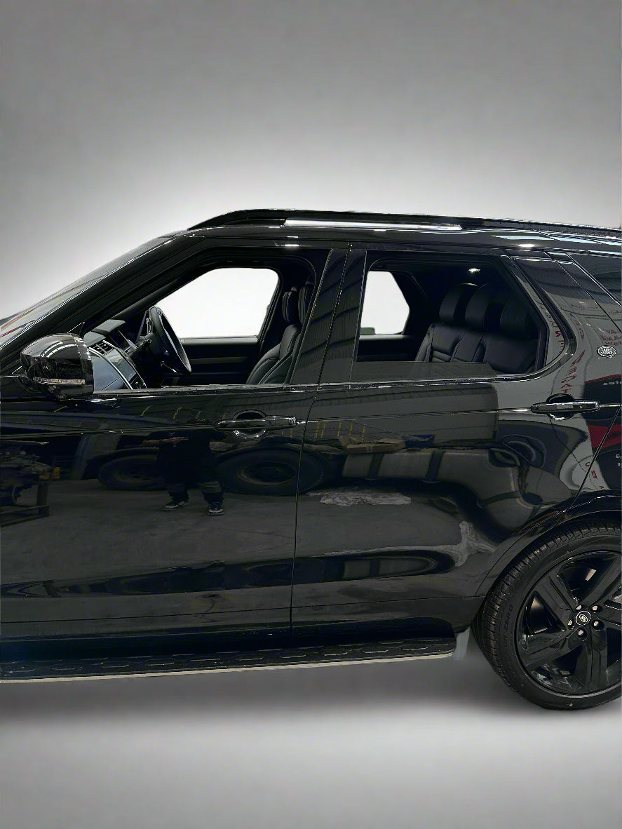 Discovery 5 Commercial Rear Window Activation