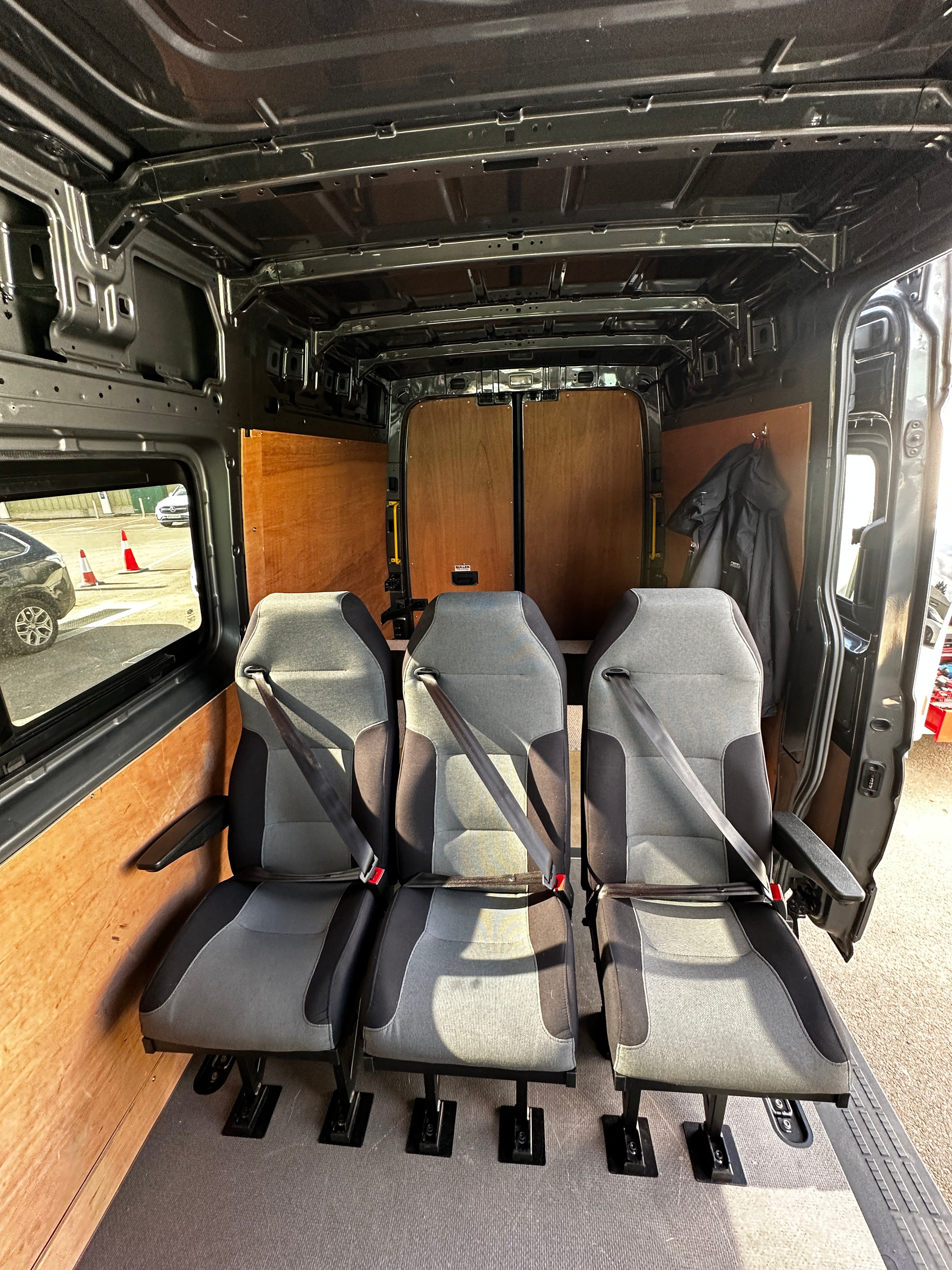 San Carlos Deluxe Highback Single Van Seat