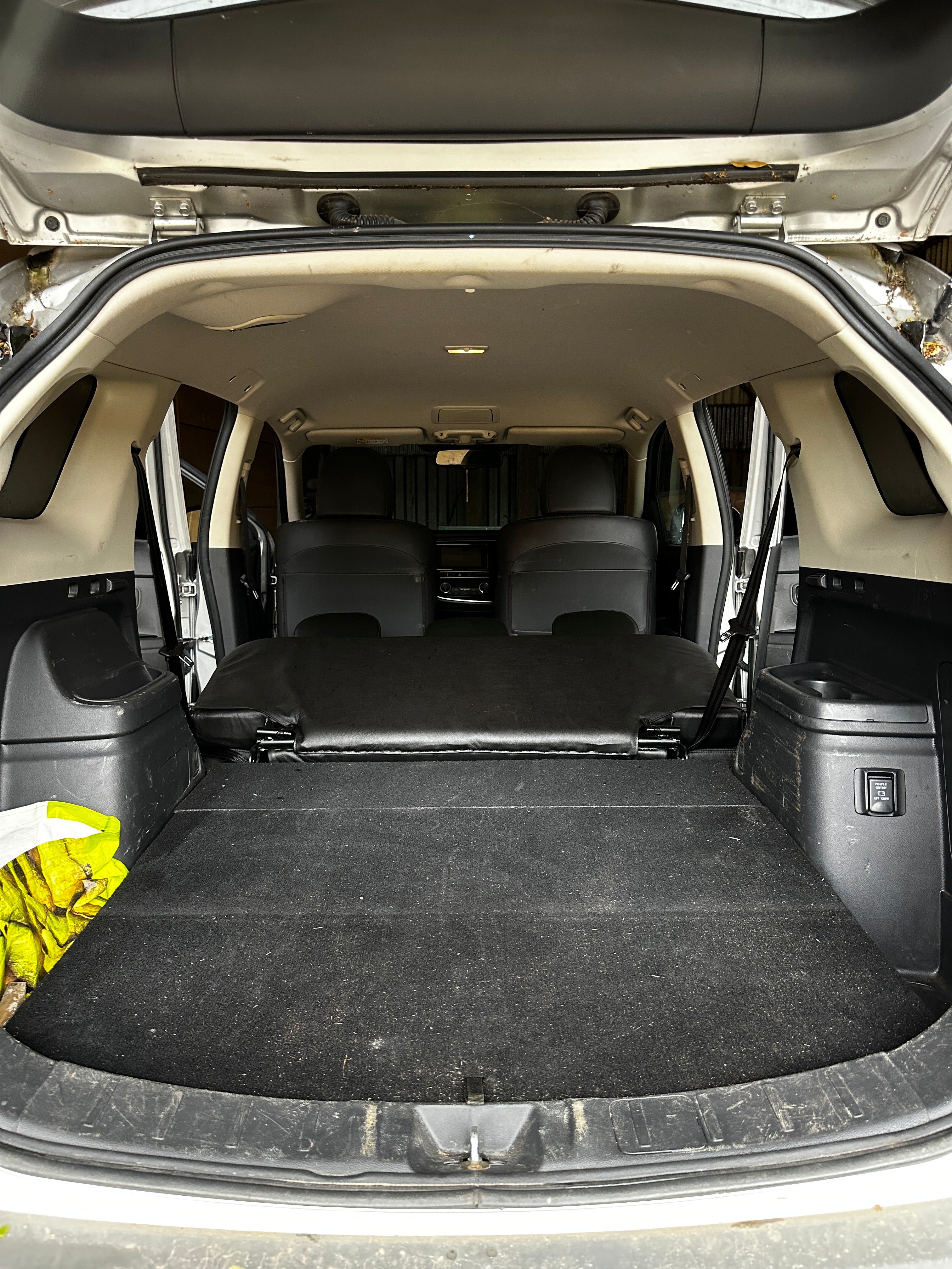 Mitsubishi Outlander PHEV Commercial Rear Seat Conversion
