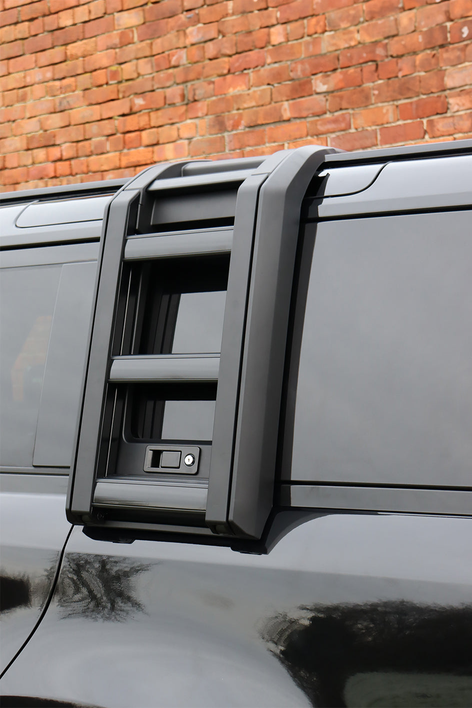 Defender L663 2020+ Deployable Side Mounted Ladder