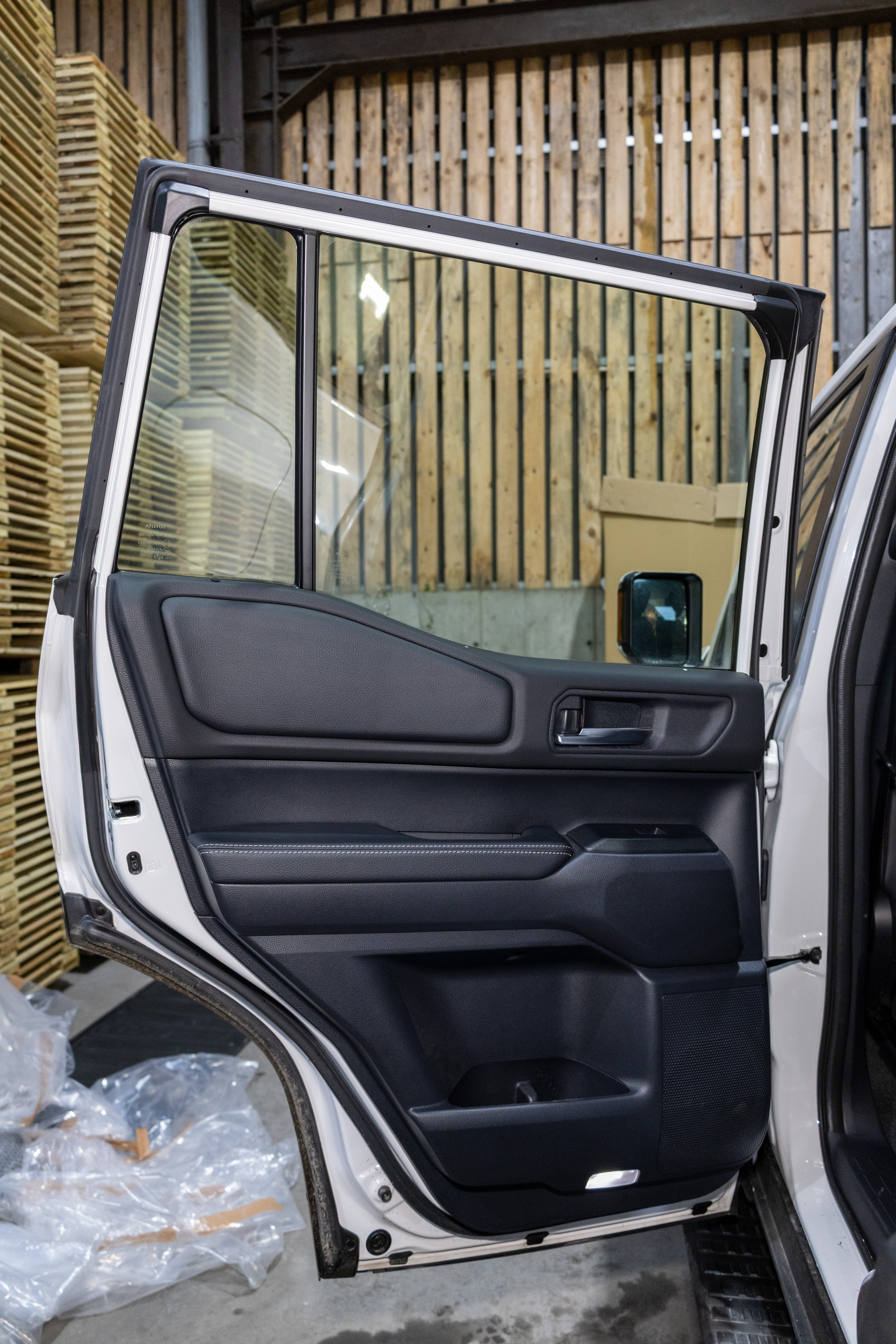 Land Cruiser J250 Premium Package